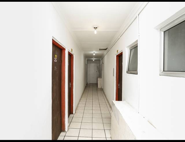 517M² BUILDING FOR SALE IN WINDERMERE